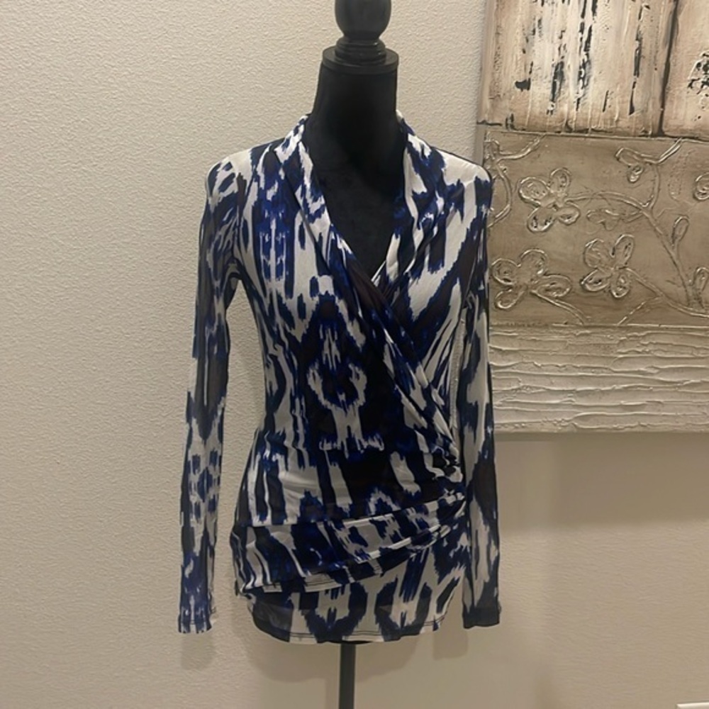 Karen Kane abstract long sleeve Sheer wrap Aztec
